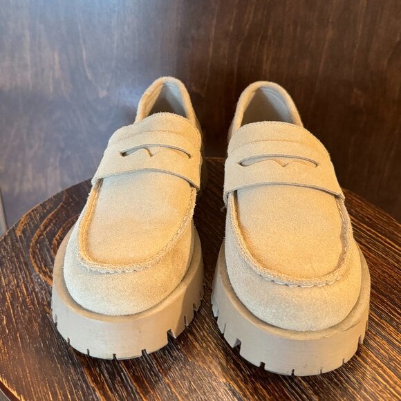 STEVE MADDEN Tan Suede Chunky Lug Sole Loafer - Picture 3 of 6